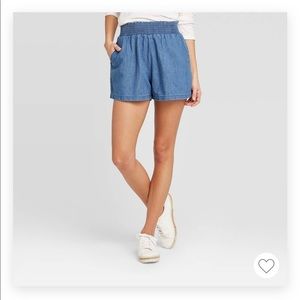 Mid-Rise Pull-On Shorts